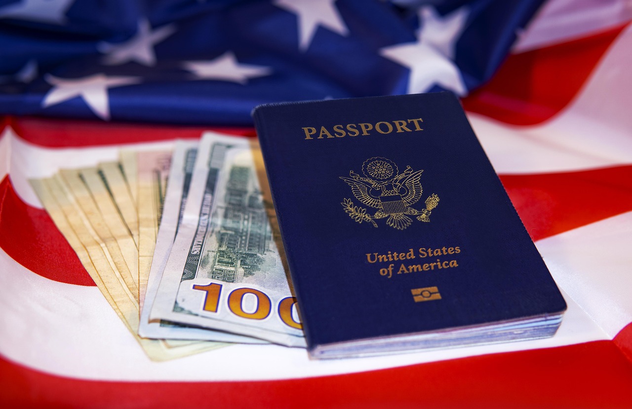 Applying to Korean Companies as a Foreigner: Visa Checks, Platforms and Salary E
